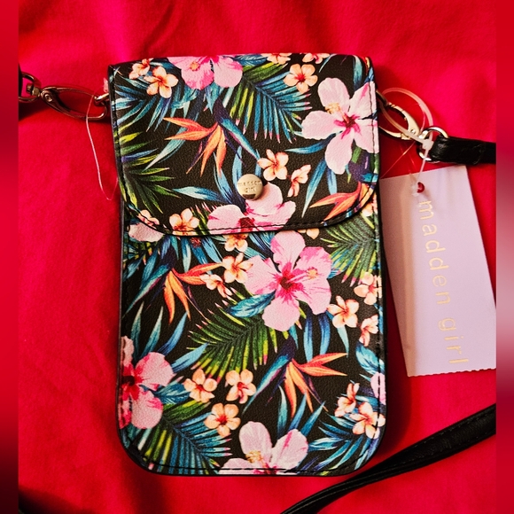 Madden Girl Cell Phone Crossbody Bag - Picture 2 of 16